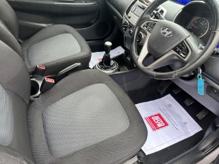/photos/12403/0e8e9e09-9fa3-42ab-a585-32b0c3fcce2f_i320x240.jpg