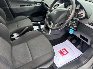 /photos/12403/0f9930de-e0f5-56f7-6b1d-8b9aa6dd81eb_i320x240.jpg