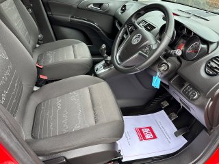 /photos/12403/12367341-6dac-4edf-c49a-38d58a86544a_i320x240.jpg