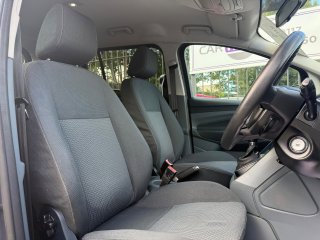 /photos/12403/2d049b60-3f07-bceb-817e-8aeea20ec5f8_i320x240.jpg