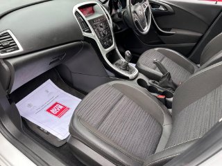 /photos/12403/42971a9a-c5f6-4ff9-81b6-9a6c2167c6fe_i320x240.jpg