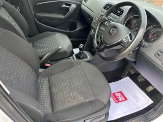 /photos/12403/45607202-696b-89b0-f09b-587b24c546bb_i320x240.jpg