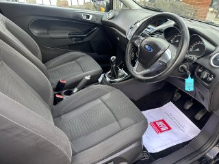/photos/12403/55649457-cce2-407e-8f6f-658bd7c6b378_i320x240.jpg