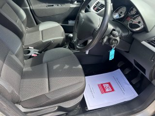 /photos/12403/5e8c333b-42e4-36c7-006d-876f7cf88efe_i320x240.jpg