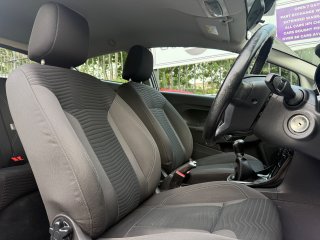 /photos/12403/5f2efac0-8a7b-919c-8f32-4d804d31beaf_i320x240.jpg