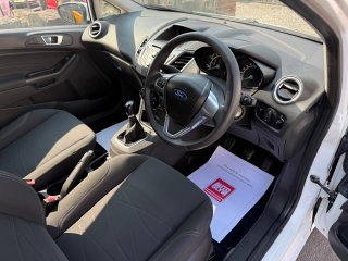 /photos/12403/643005b8-a944-bb05-8e93-56c4d88d2e9b_i320x240.jpg