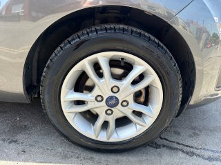 /photos/12403/6450e403-5c1c-f1c1-62e9-c27823013a3b_i320x240.jpg