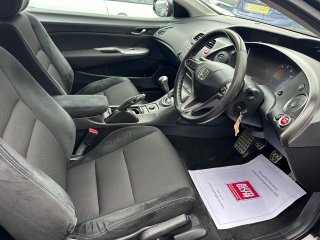 /photos/12403/710432e1-4d9b-eb76-1114-c9ef67c90bf8_i320x240.jpg