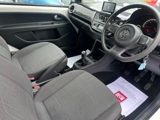 /photos/12403/76e8969f-8169-3871-67de-e2e6fb2bb038_i320x240.jpg