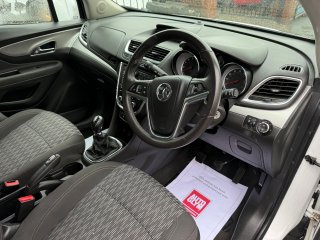 /photos/12403/81a5265d-c4a9-d9e7-fd49-cbb0eca3424b_i320x240.jpg