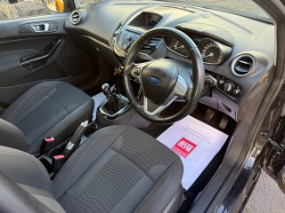 /photos/12403/89b32cde-6e74-460d-bc15-e8892ad54d70_i320x240.jpg