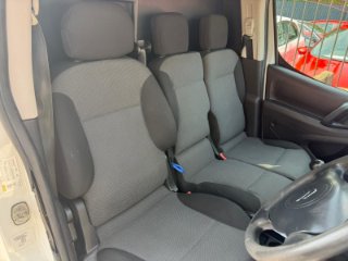 /photos/12403/9e2913a4-f719-293a-f0e0-c30d50f287d5_i320x240.jpg