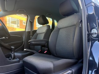 /photos/12403/9f87ddc6-b280-47b8-af0f-760d4391bbee_i320x240.jpg