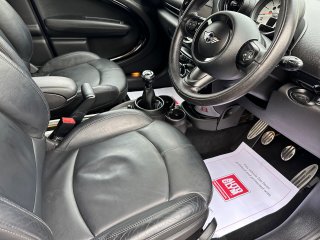 /photos/12403/a3d6088a-50d8-00cc-c4e8-8fa967b85ecf_i320x240.jpg