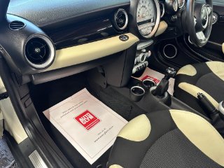 /photos/12403/c88243bf-3683-4e8b-b78e-efef4440e3a5_i320x240.jpg