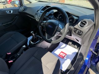 /photos/12403/c9240388-9cf3-d0a9-53a1-730a6d6dcd33_i320x240.jpg
