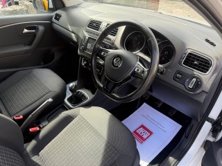 /photos/12403/ce3d0157-43e7-d491-3464-b636924e93cd_i320x240.jpg