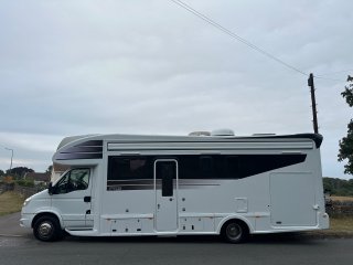 /photos/12403/e0a26a44-d558-86bd-c4dd-078981a95980_i320x240.jpg