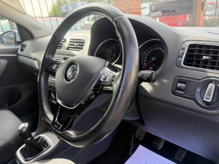/photos/12403/e9a571f1-e1c5-141b-22d3-4ff1b196a321_i320x240.jpg