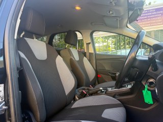 /photos/12403/f61671f6-febb-6448-9f30-1b4403d4a276_i320x240.jpg
